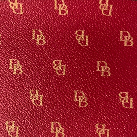 Dooney & Bourke Red Logo Wristlet ❤️ - Picture 5 of 11